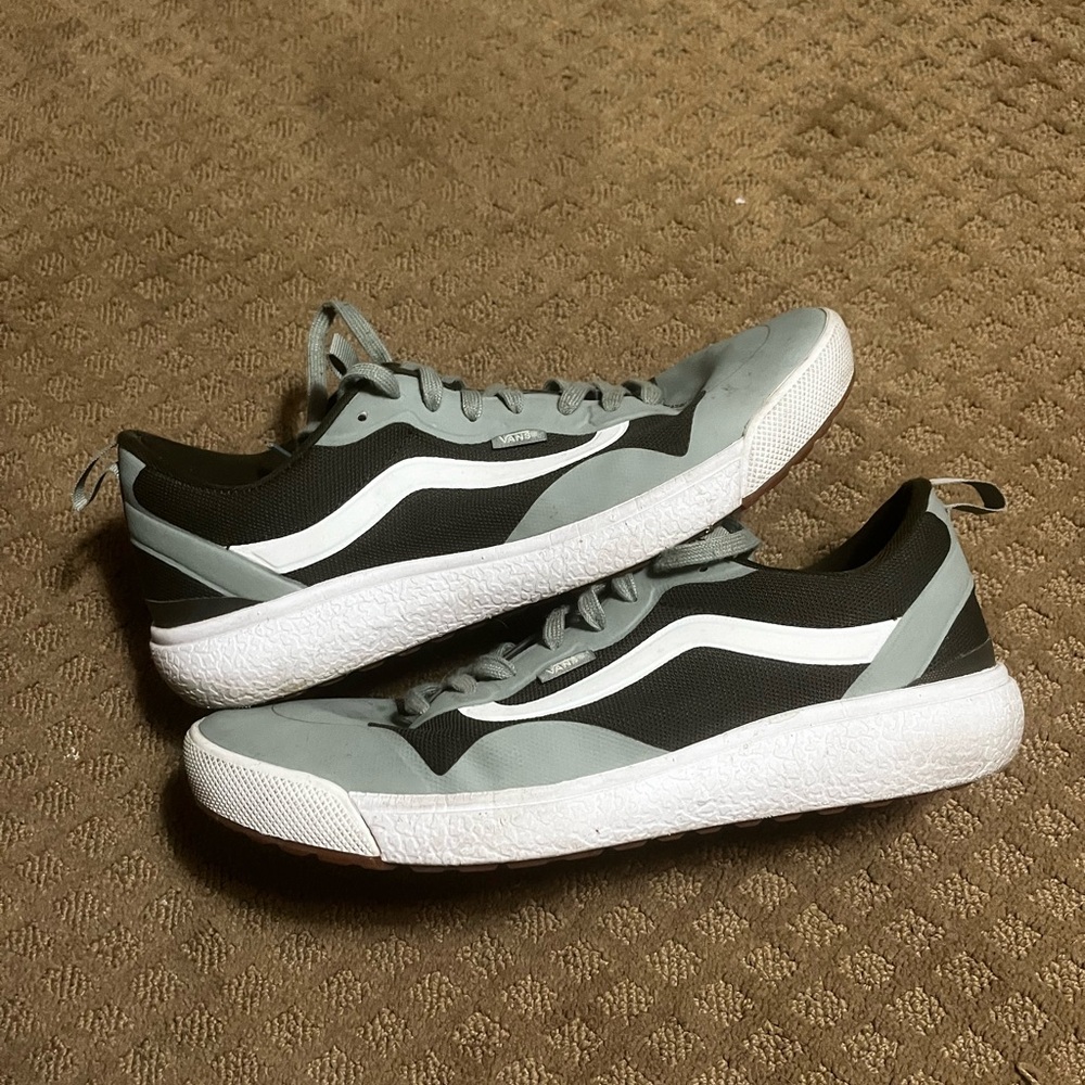 Vans Ultracomfy Sneakers
